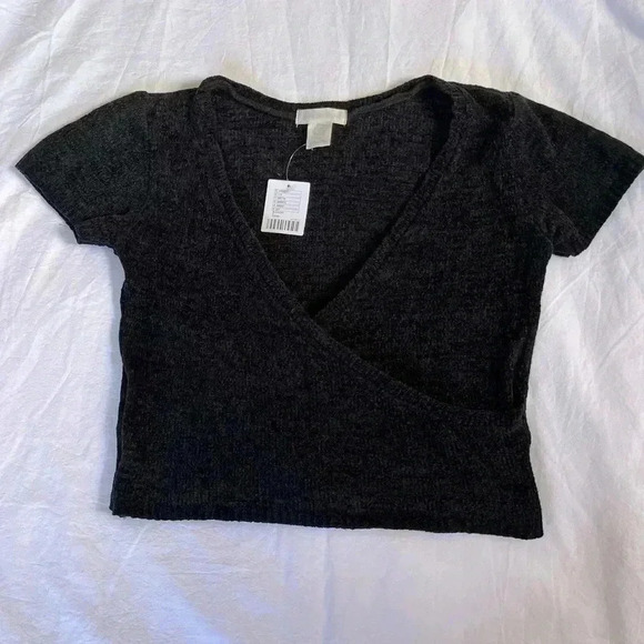 Urban Outfitters Womens Wrap Sweater Small Black Chenille Crop Top - Picture 1 of 5